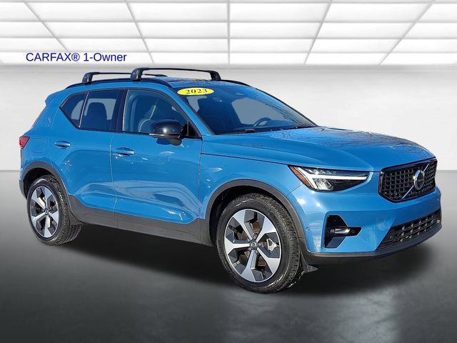Certified 2023 Volvo XC40 B5 Plus w/ Driver Assist Package image 1