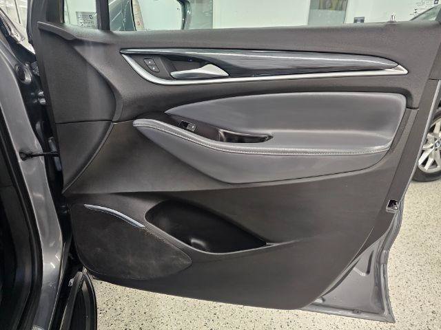 Used 2019 Buick Enclave Essence FWD image 34
