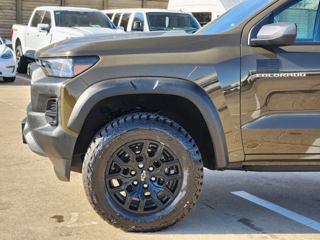 Used 2025 Chevrolet Colorado Trail Boss image 16