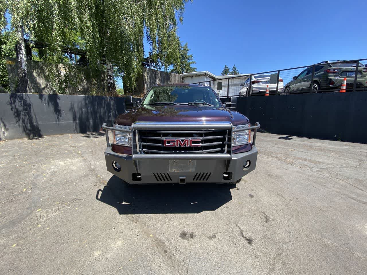 Used 2008 GMC Sierra 2500 SLT w/ Sun And Navigation Package AWD/4WD image 9