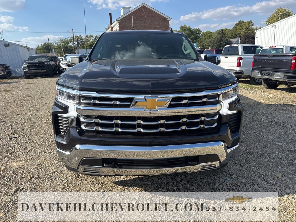 Used 2023 Chevrolet Silverado 1500 LTZ w/ LTZ Premium Package image 4
