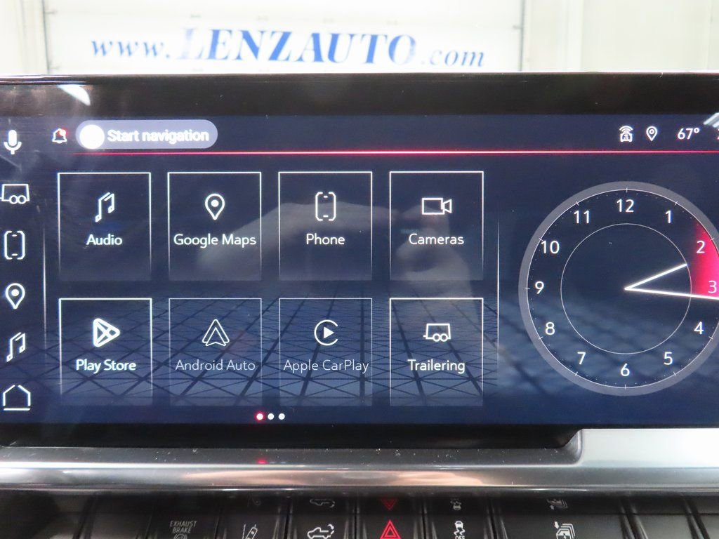 Used 2025 GMC Sierra 2500 SLT w/ SLT Convenience Package image 17