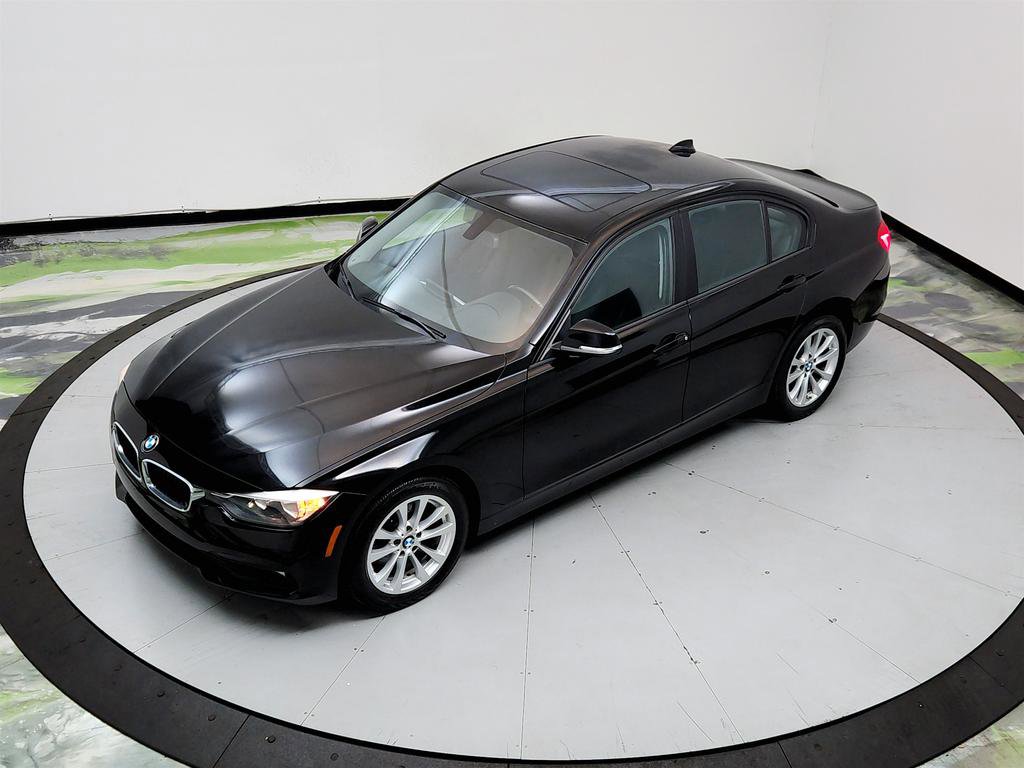 Used 2016 BMW 320i Sedan image 13