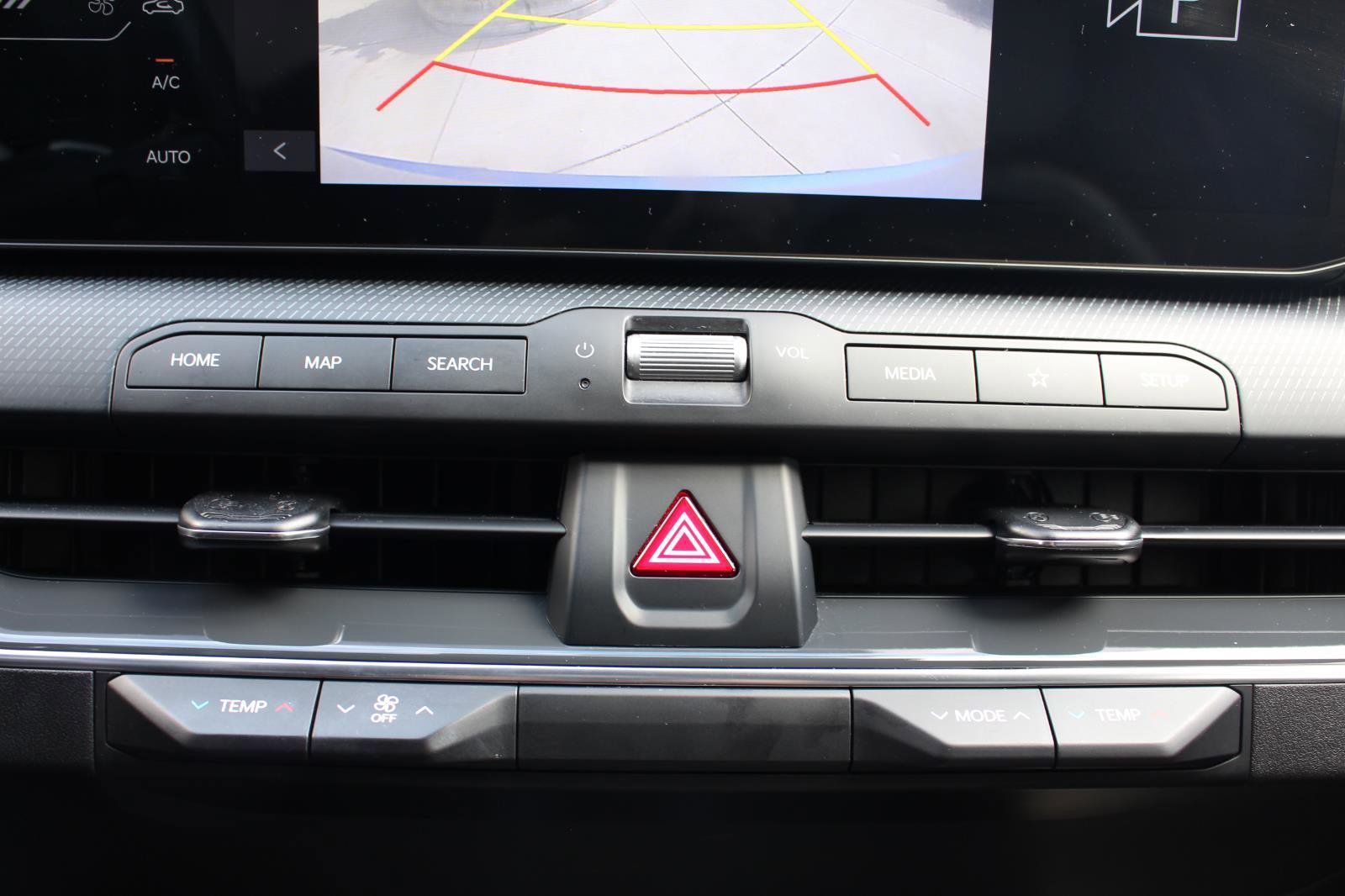 Certified 2025 Kia K4 GT-Line w/ GT-Line Premium Package image 22