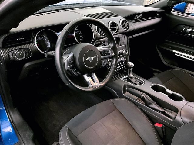 Used 2020 Ford Mustang Coupe RWD image 12