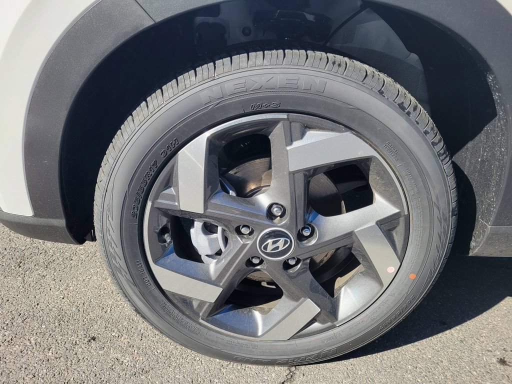 New 2026 Hyundai Venue SEL FWD image 10