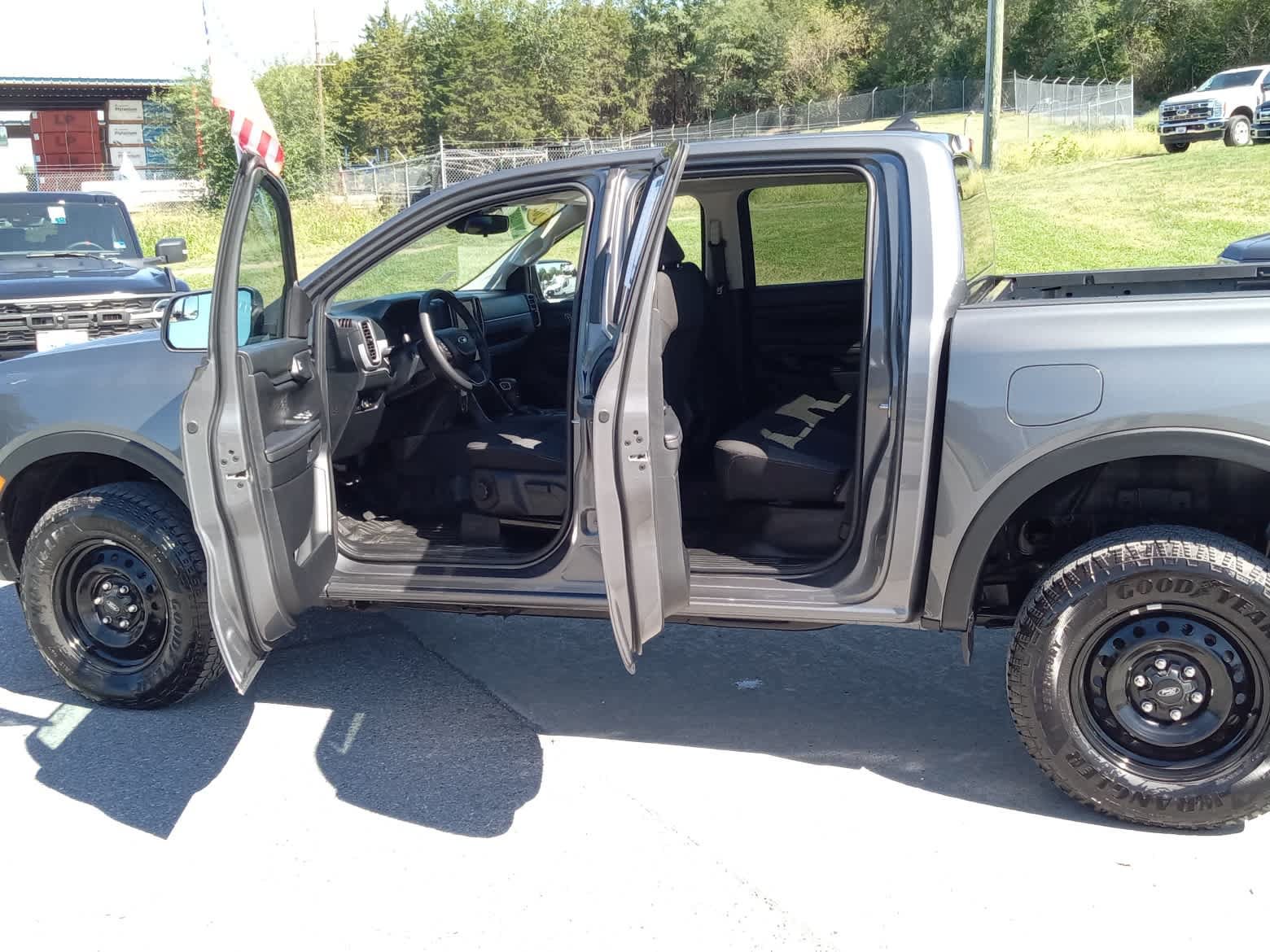 Used 2026 Ford Ranger XL w/ FX4 Off-Road Package AWD/4WD image 23