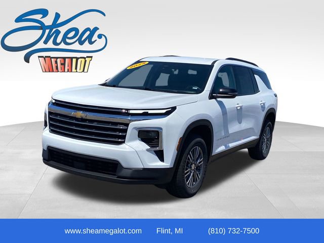 Certified 2025 Chevrolet Traverse LT FWD image 1