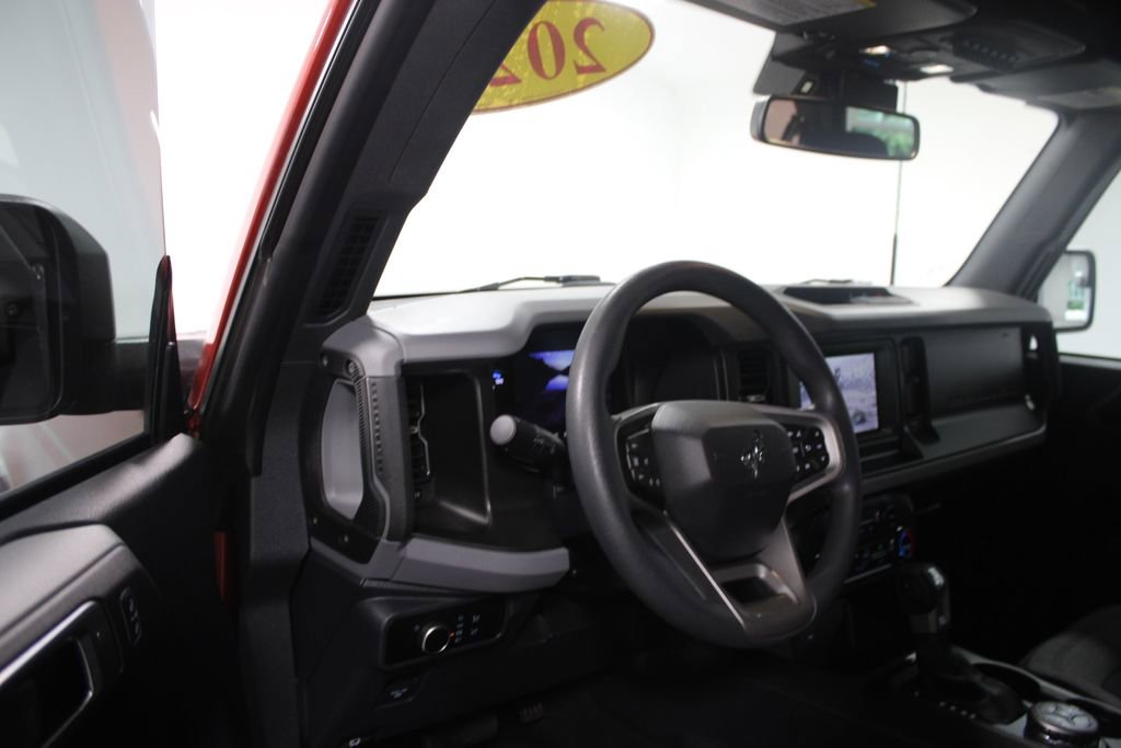 Used 2023 Ford Bronco 4-Door AWD/4WD image 18