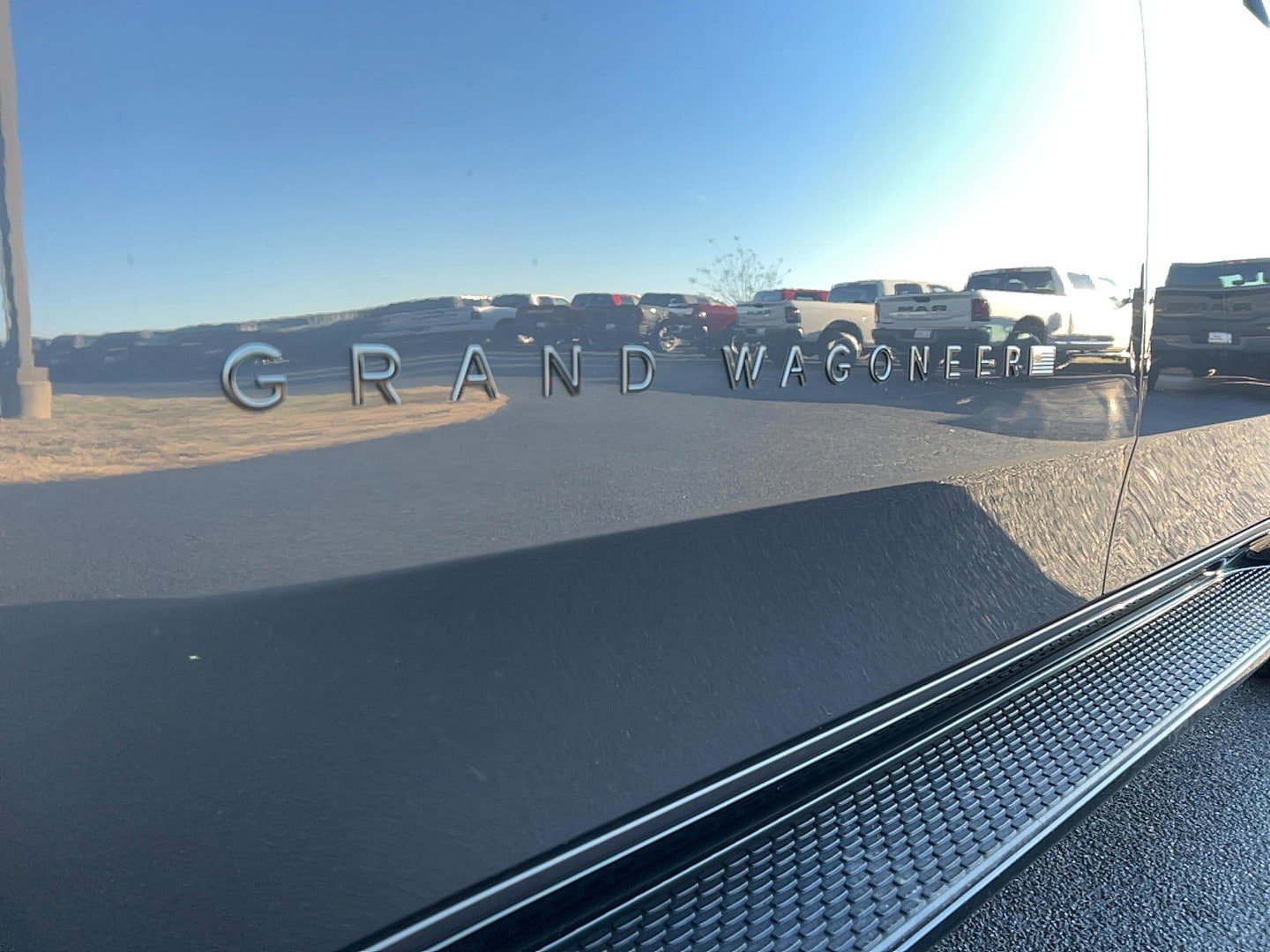 New 2026 Jeep Grand Wagoneer L Limited w/ HD Trailer Tow Package image 10