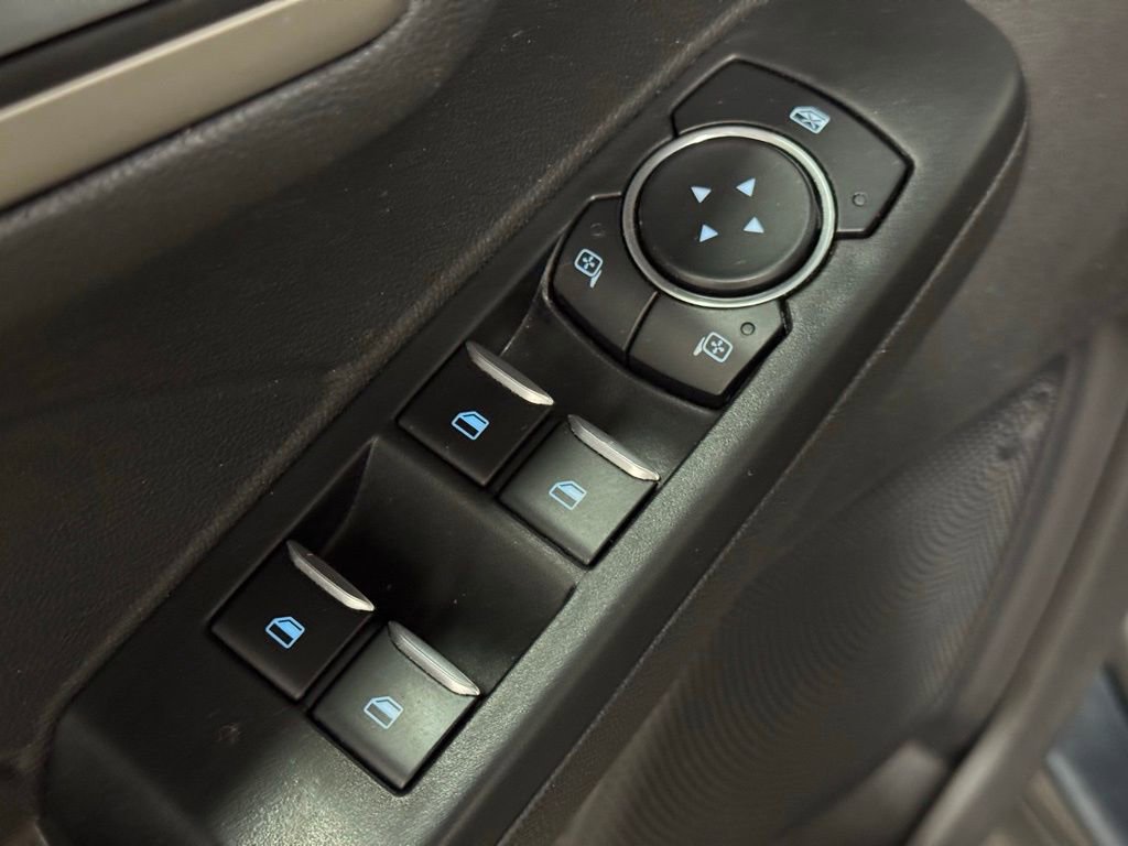 Used 2022 Ford Escape SEL w/ Equipment Group 302A image 31