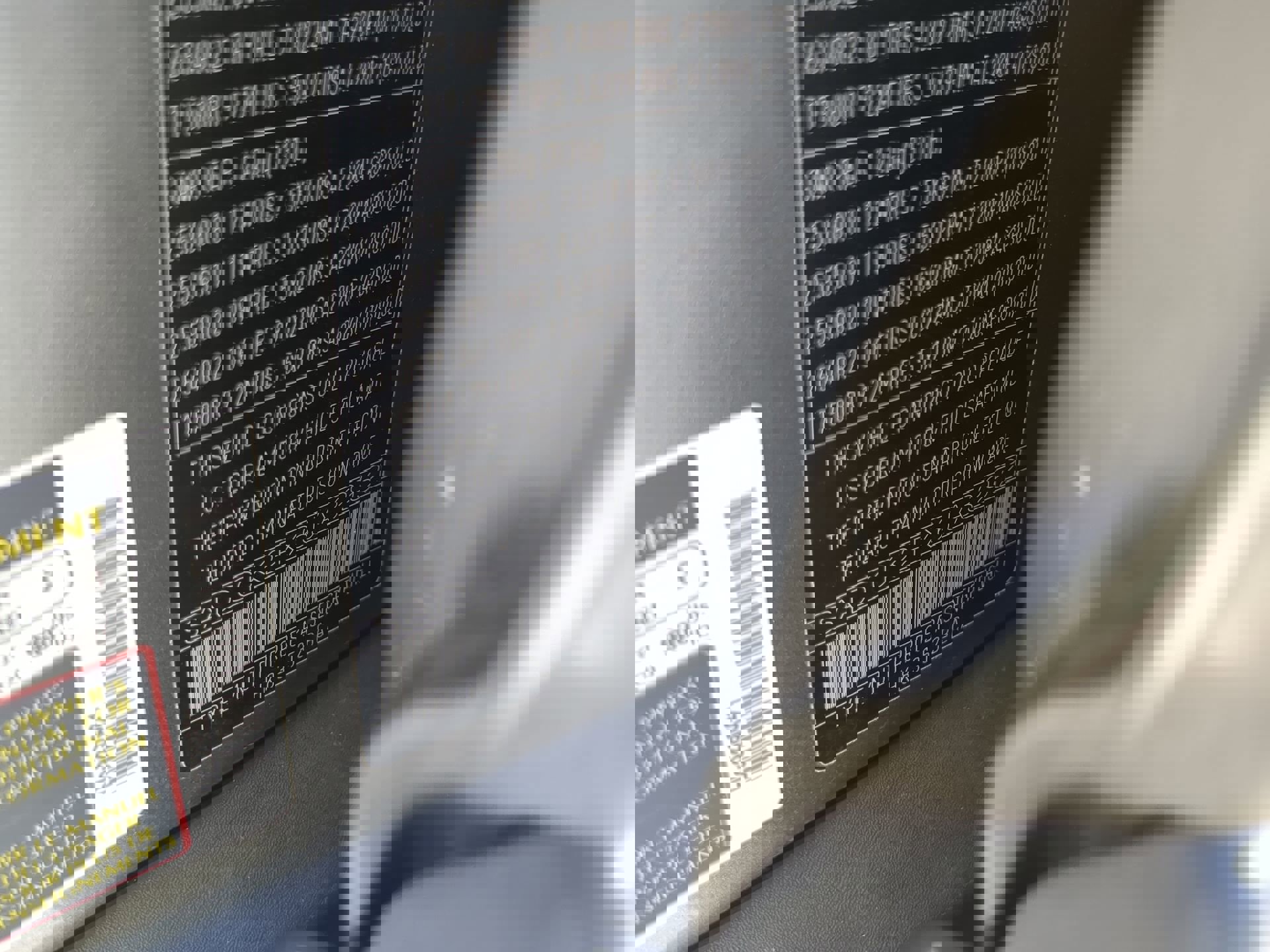 Used 2018 Jaguar F-PACE Prestige image 35