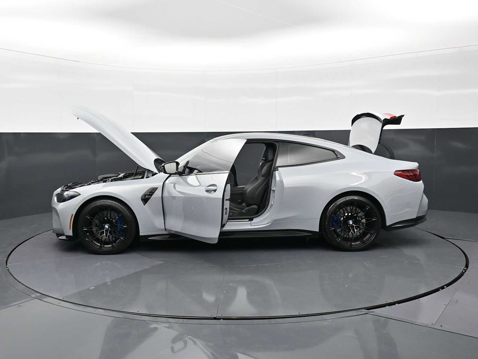 Used 2025 BMW M4 Competition w/ Executive Package image 39