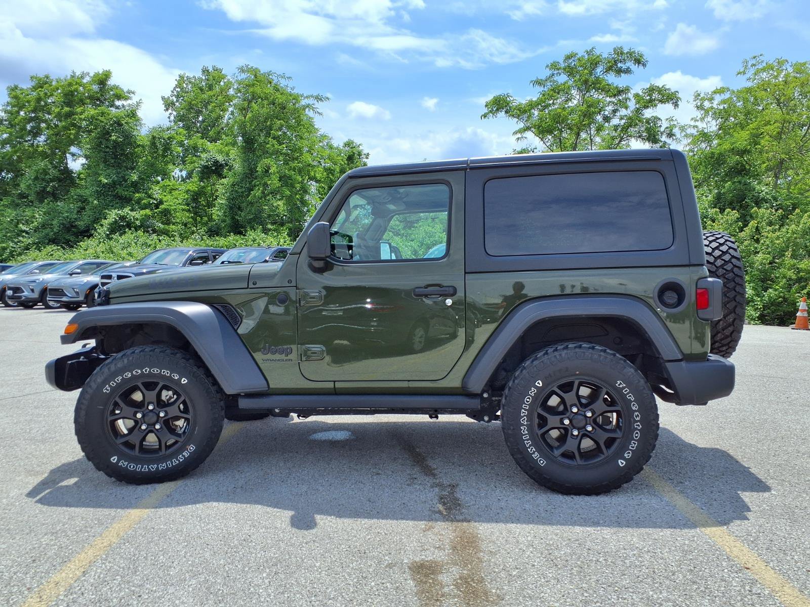 Used 2021 Jeep Wrangler Sport AWD/4WD image 32