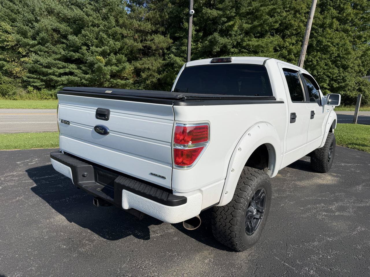 Used 2014 Ford F150 XLT AWD/4WD image 5