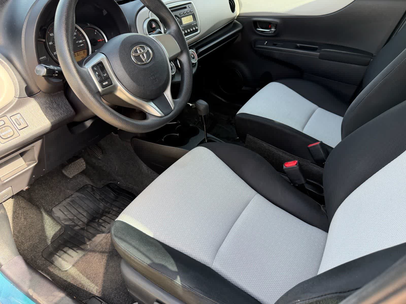 Used 2012 Toyota Yaris LE FWD image 19