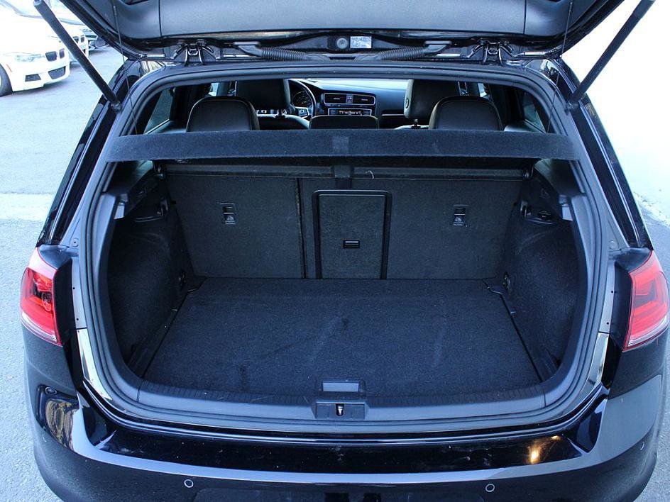 Used 2015 Volkswagen GTI Autobahn w/ Lighting Package (SEL) image 8