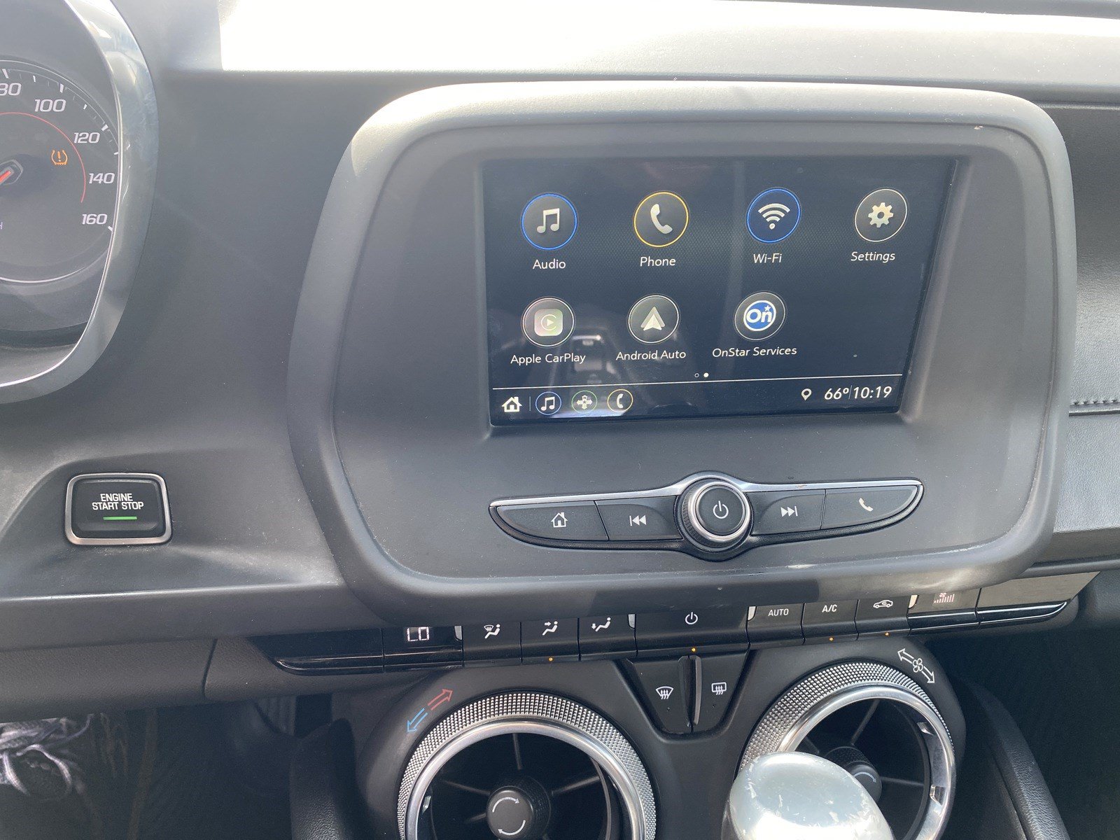 Used 2019 Chevrolet Camaro LT RWD image 13