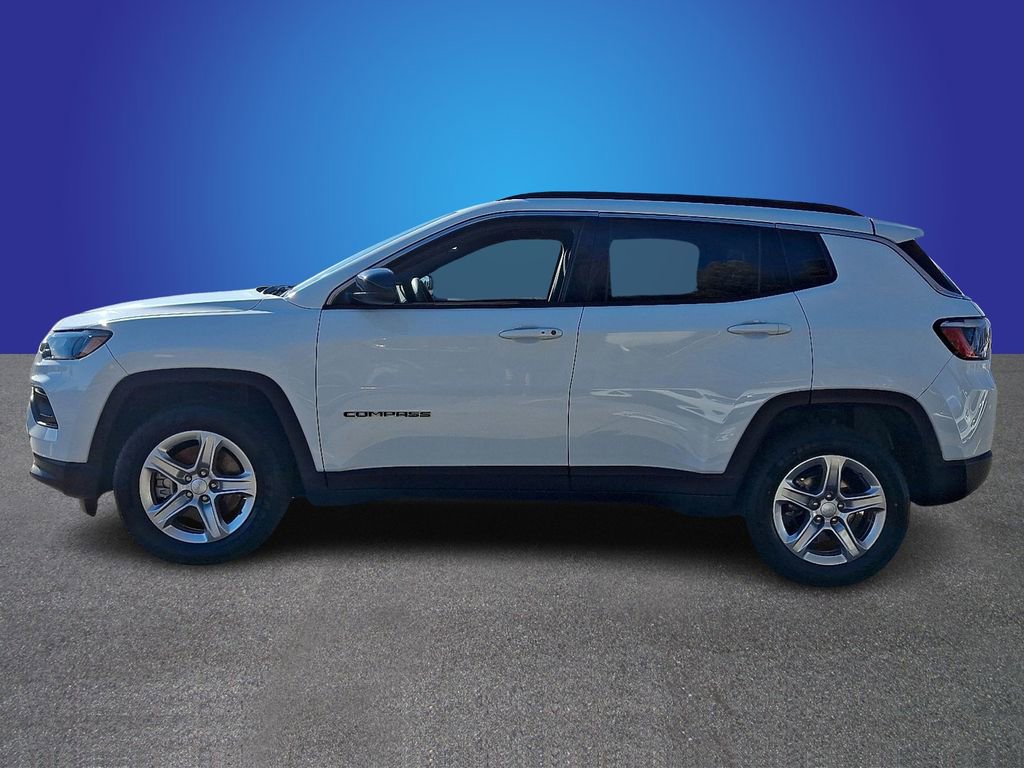 Used 2024 Jeep Compass Latitude image 7