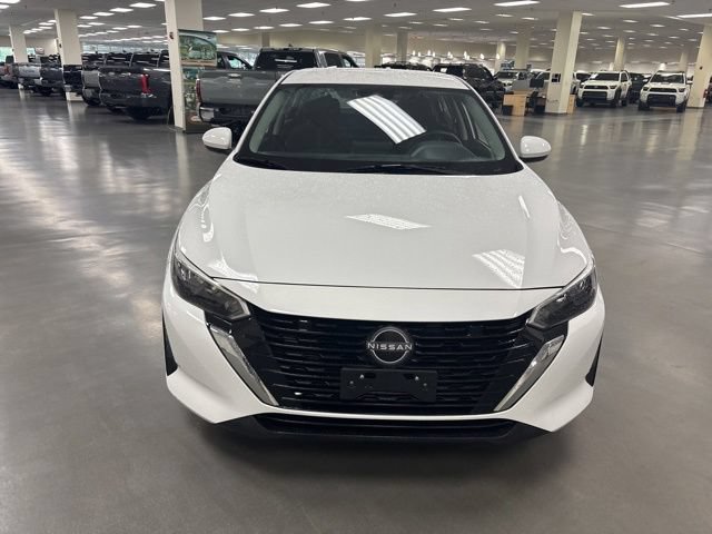 Used 2024 Nissan Sentra SV FWD image 2