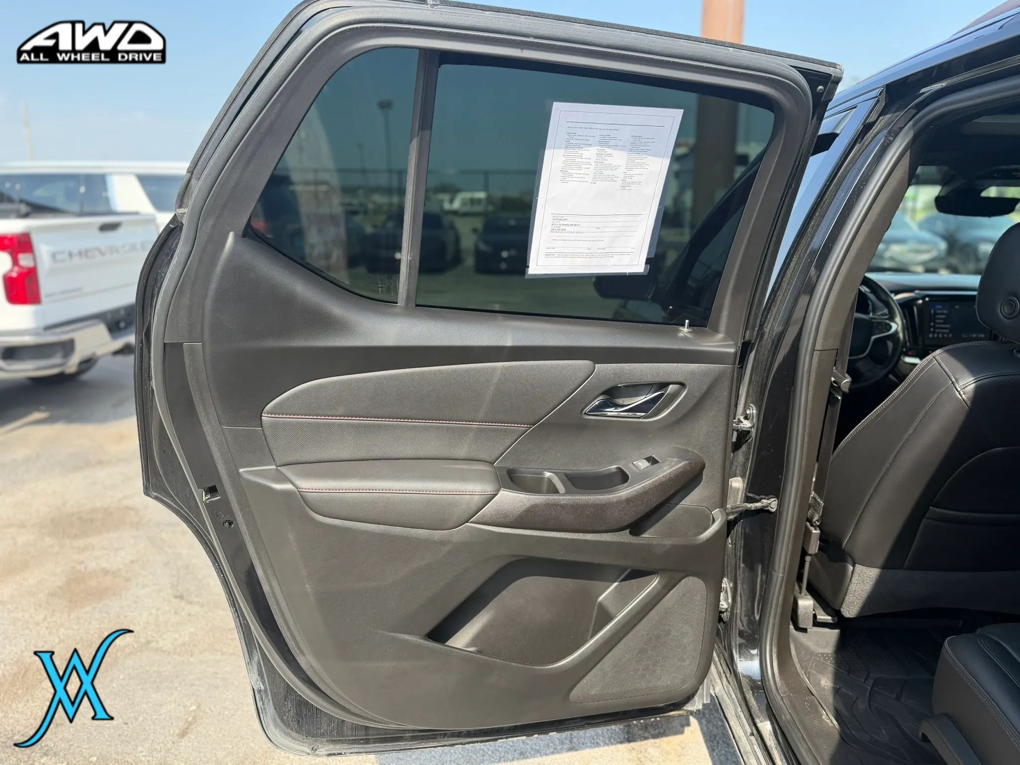 Used 2023 Chevrolet Traverse RS w/ LPO, Floor Liner Package AWD/4WD image 15