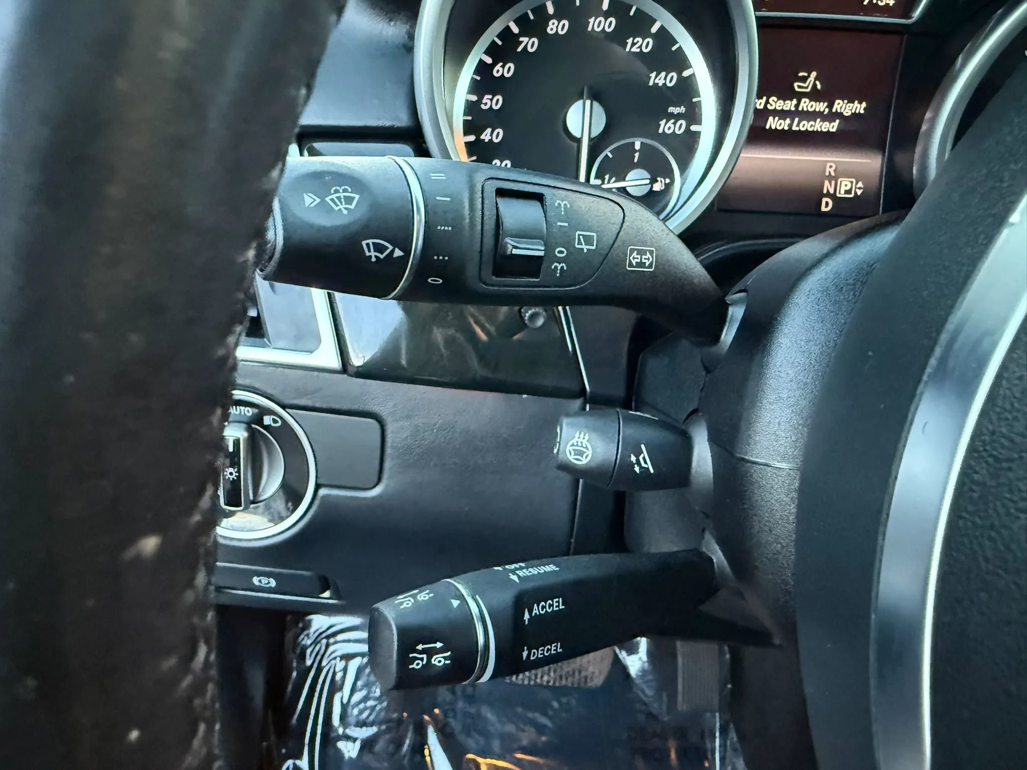 Used 2015 Mercedes-Benz GL 550 4MATIC image 47