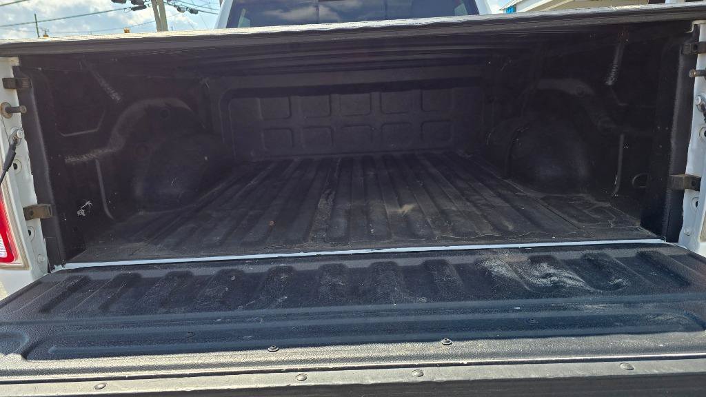 Used 2014 RAM 1500 Laramie w/ Convenience Group AWD/4WD image 11