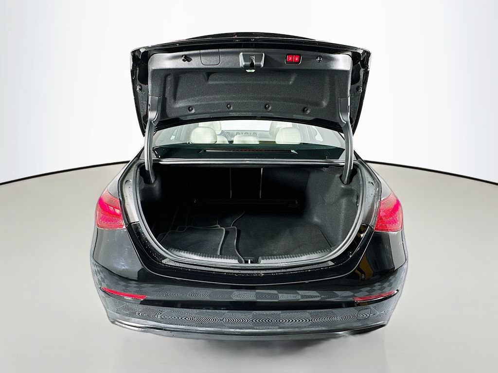 Used 2022 Mercedes-Benz C 300 Sedan image 26