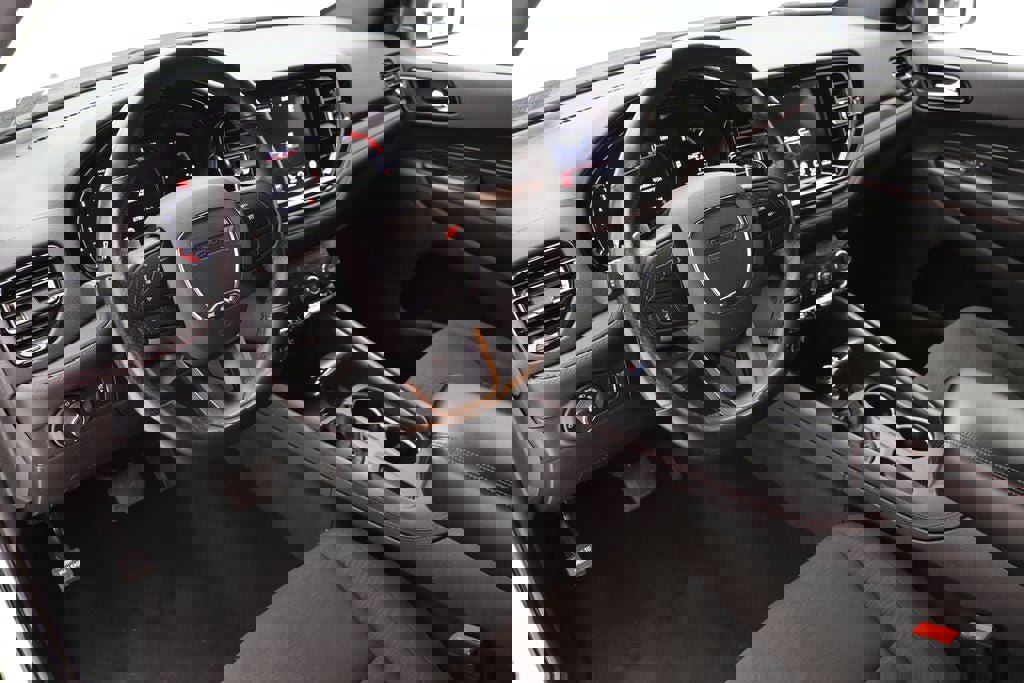 Used 2023 Dodge Durango GT image 14