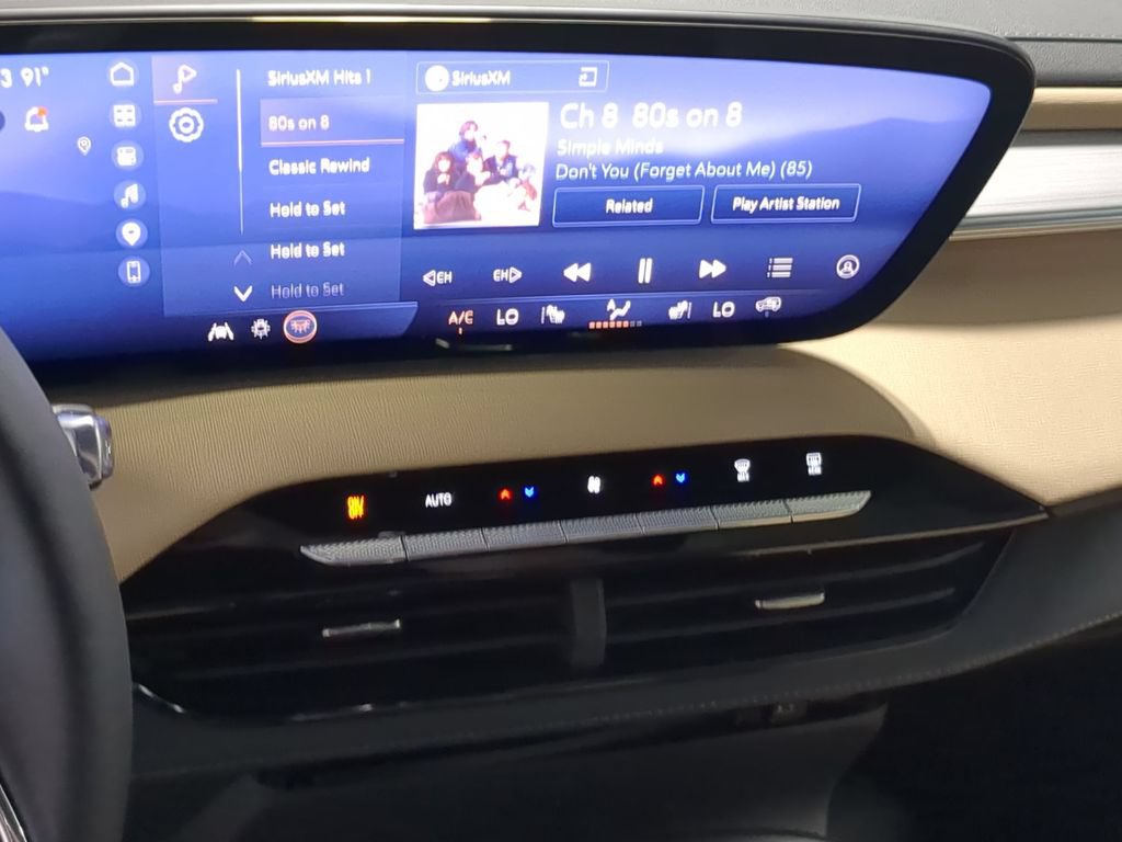 Used 2026 Buick Enclave Preferred w/ Power Package AWD/4WD image 33