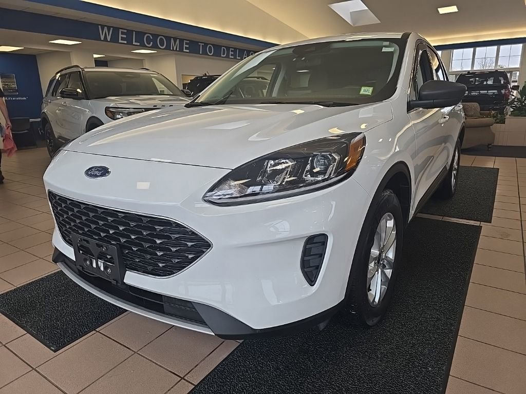 Used 2022 Ford Escape SE w/ Convenience Package AWD/4WD image 1