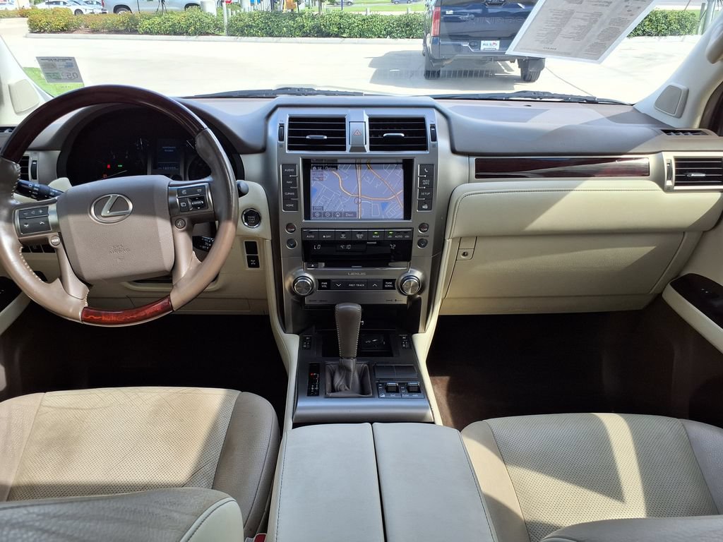 Used 2018 Lexus GX 460 Premium w/ Premium Package AWD/4WD image 20