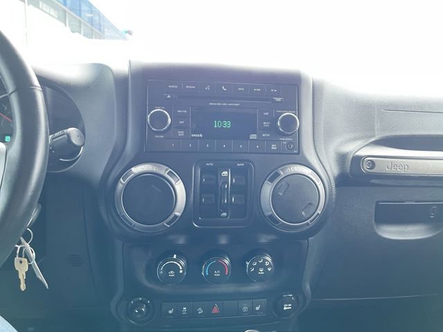 Used 2017 Jeep Wrangler Unlimited Sport image 13