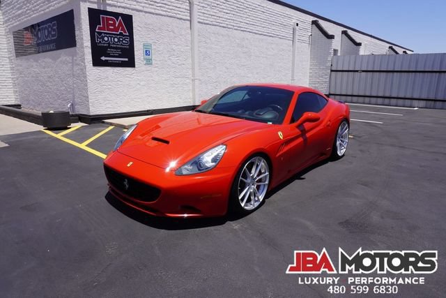 Used 2014 Ferrari California RWD image 62