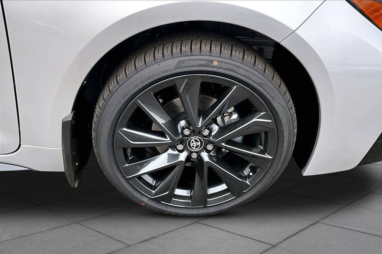 New 2026 Toyota Corolla SE FWD image 12