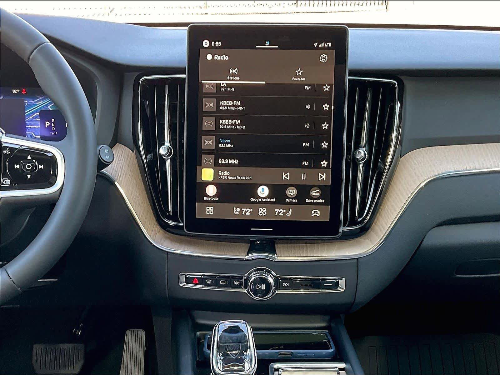 New 2026 Volvo XC60 B5 Plus w/ Climate Package AWD/4WD image 9