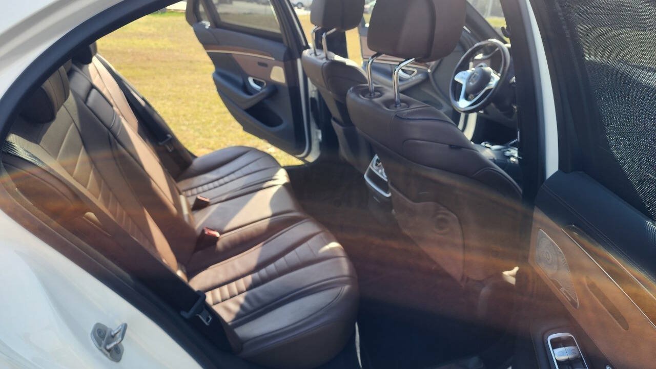 Used 2018 Mercedes-Benz S 560 Sedan image 32