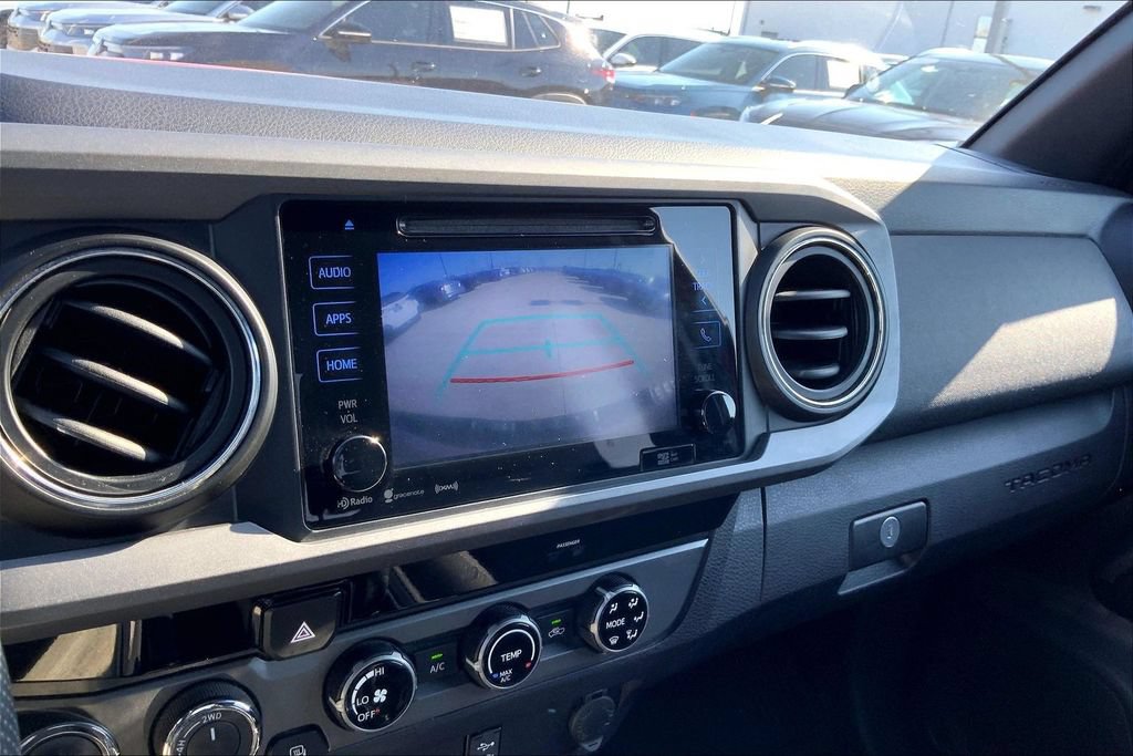 Used 2016 Toyota Tacoma TRD Off-Road w/ Towing Package AWD/4WD image 22