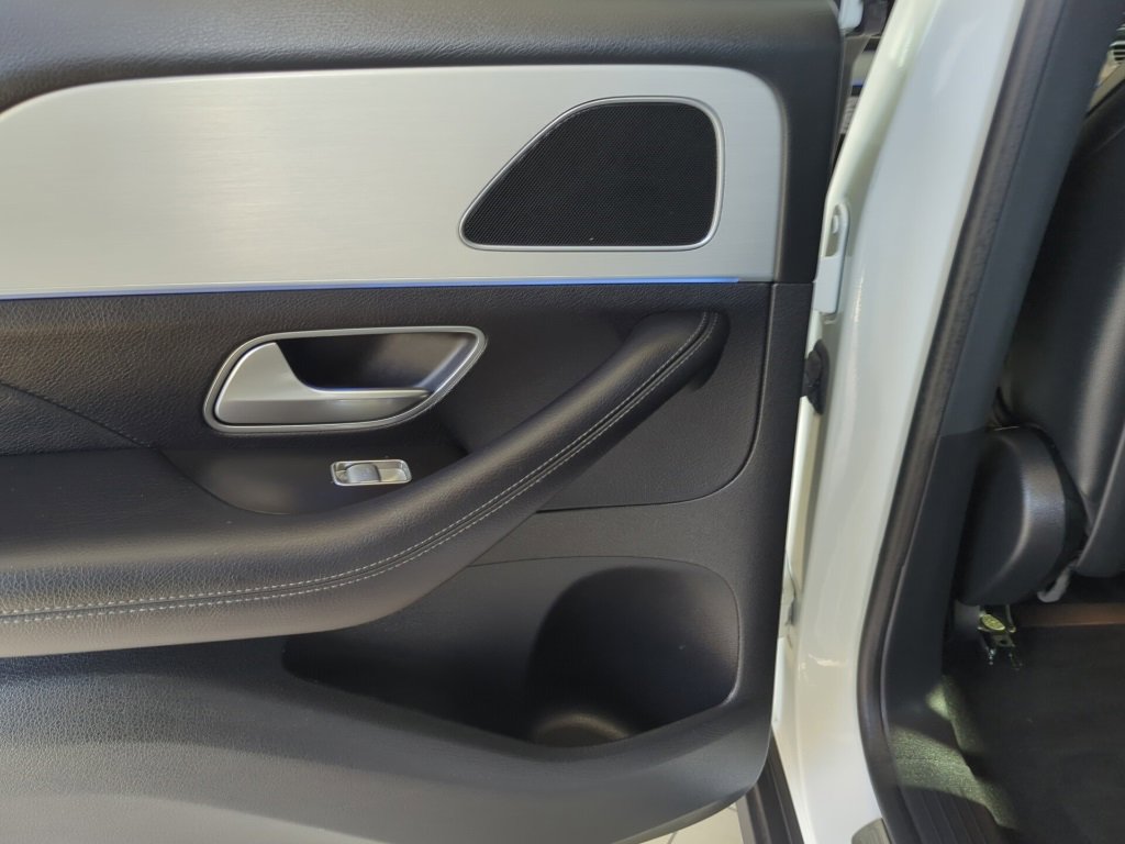 Used 2024 Mercedes-Benz GLE 350 4MATIC image 33