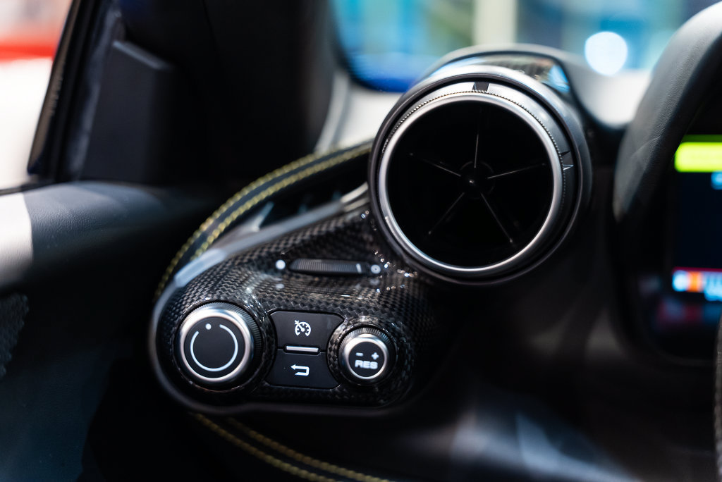 Certified 2021 Ferrari F8 Tributo RWD image 42