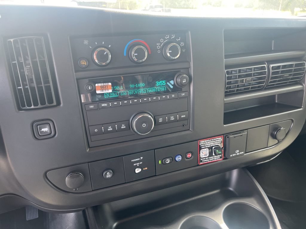 New 2025 Chevrolet Express 3500 Extended w/ Driver Convenience Package RWD image 20