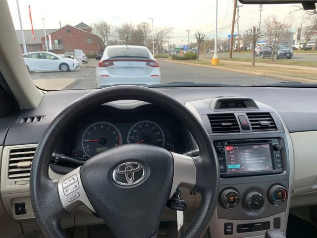 Used 2013 Toyota Corolla LE image 15