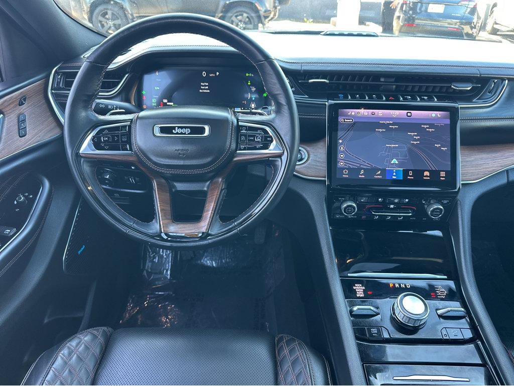 Used 2022 Jeep Grand Cherokee Summit w/ Advanced Protech Group IV AWD/4WD image 20