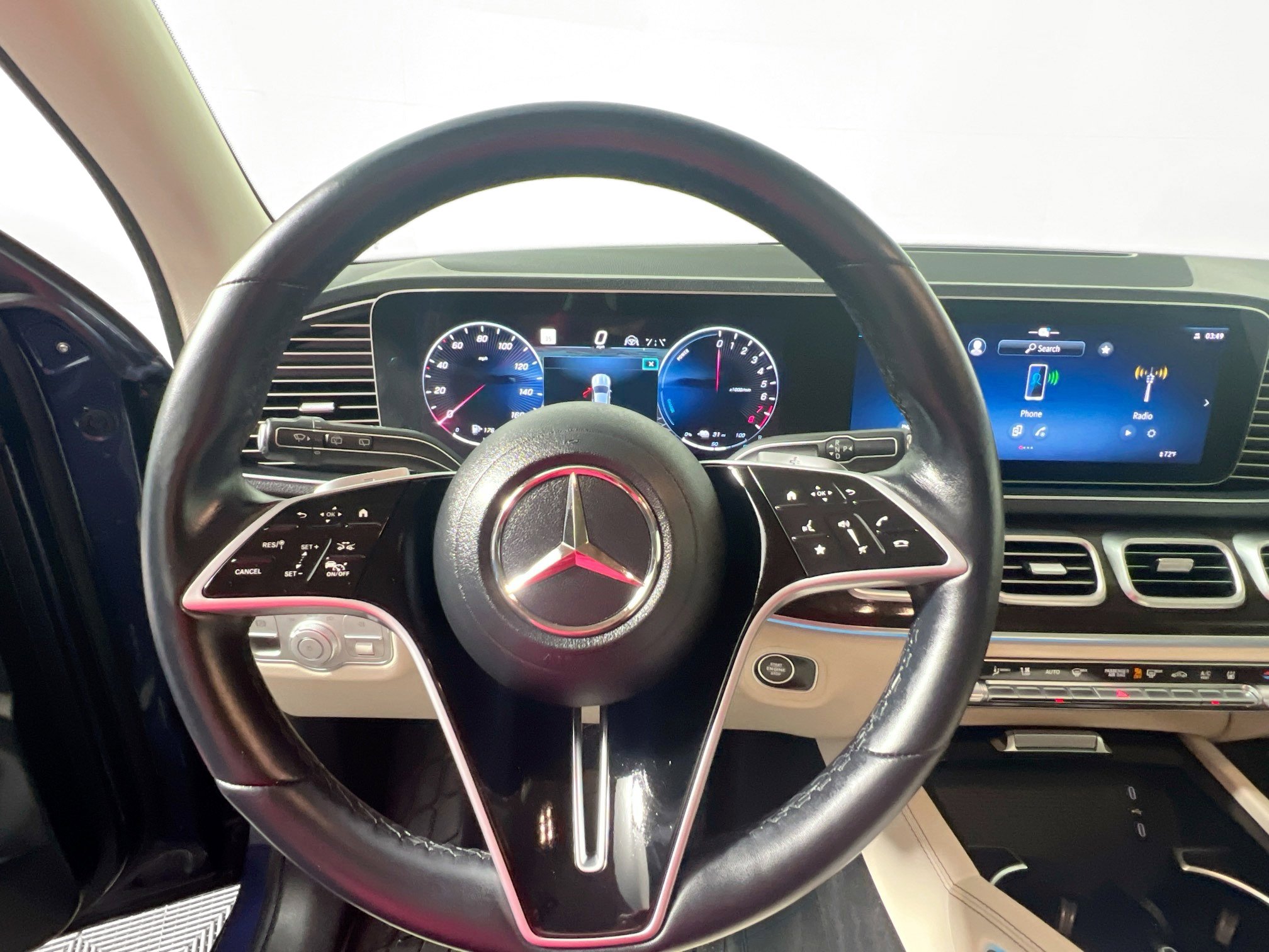 Used 2025 Mercedes-Benz GLE 450e GLE 450e image 17