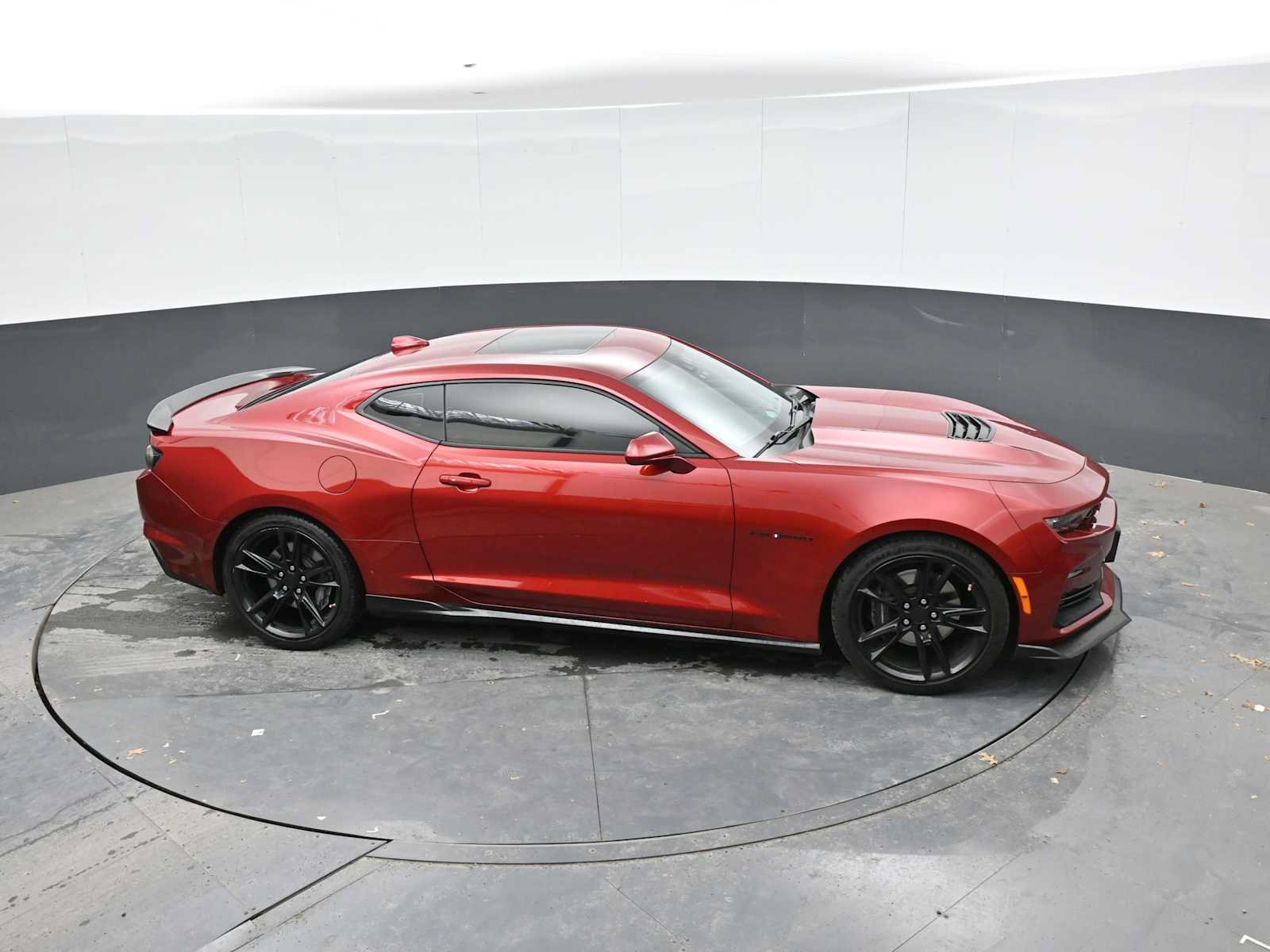Used 2022 Chevrolet Camaro SS RWD image 20