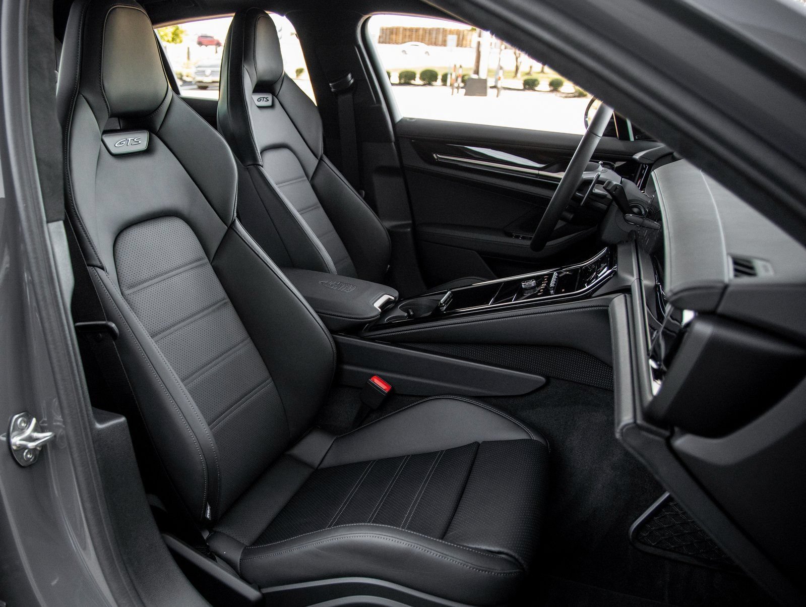 Certified 2026 Porsche Panamera GTS AWD/4WD image 45