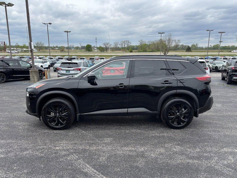 Used 2023 Nissan Rogue SV w/ SV Premium Package AWD/4WD image 2