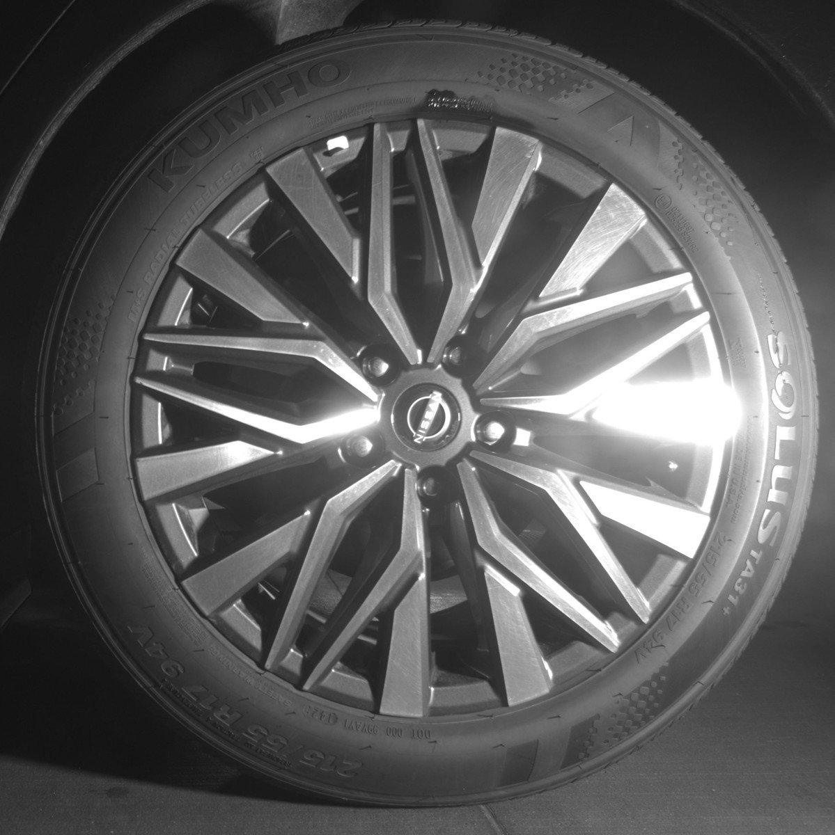 Used 2025 Nissan Altima 2.5 SV image 14