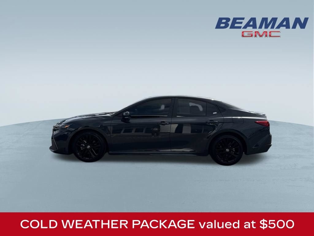 Used 2025 Toyota Camry SE w/ Multimedia Upgrade Package FWD image 4