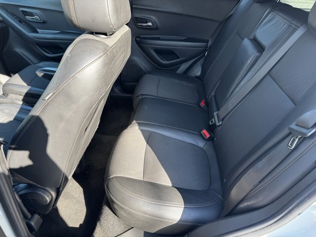 Certified 2022 Chevrolet Trax LT w/ LT Convenience Package image 6